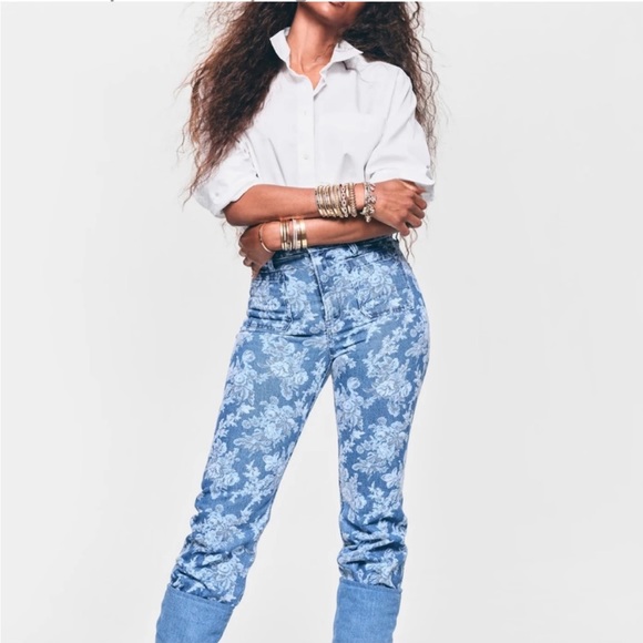 Love Shack Fancy x Gap 💙 FLORAL High Waist Jeans 28 loveshackfancy - Picture 2 of 6